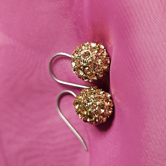 Gold Czech crystal drop earrings - Picture 2 of 3